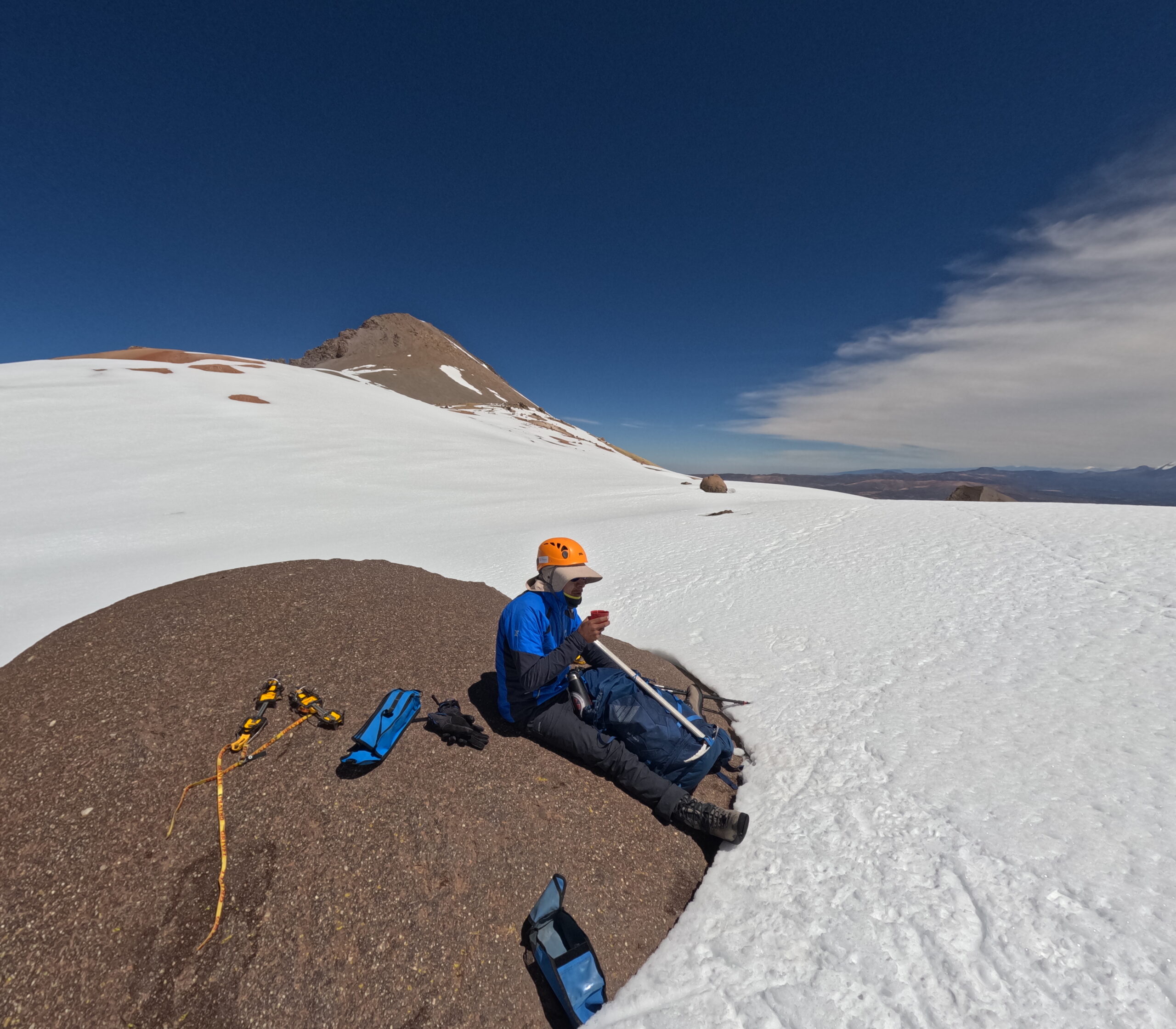 Full Day // Ascenso al Volcán Taapaca - Imagen 13