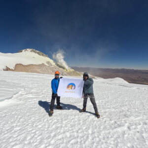 4 Dias y 3 Noches // Ascenso al Volcán Guallatire